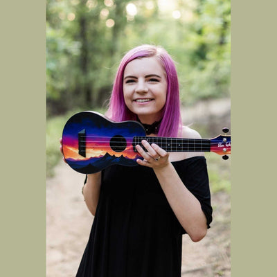 Flight TUSL-EE Sunset Elise Ecklund Signature Soprano Longneck Ukulele met Linden Top, ABS Body en Aquila Sugar Snaren