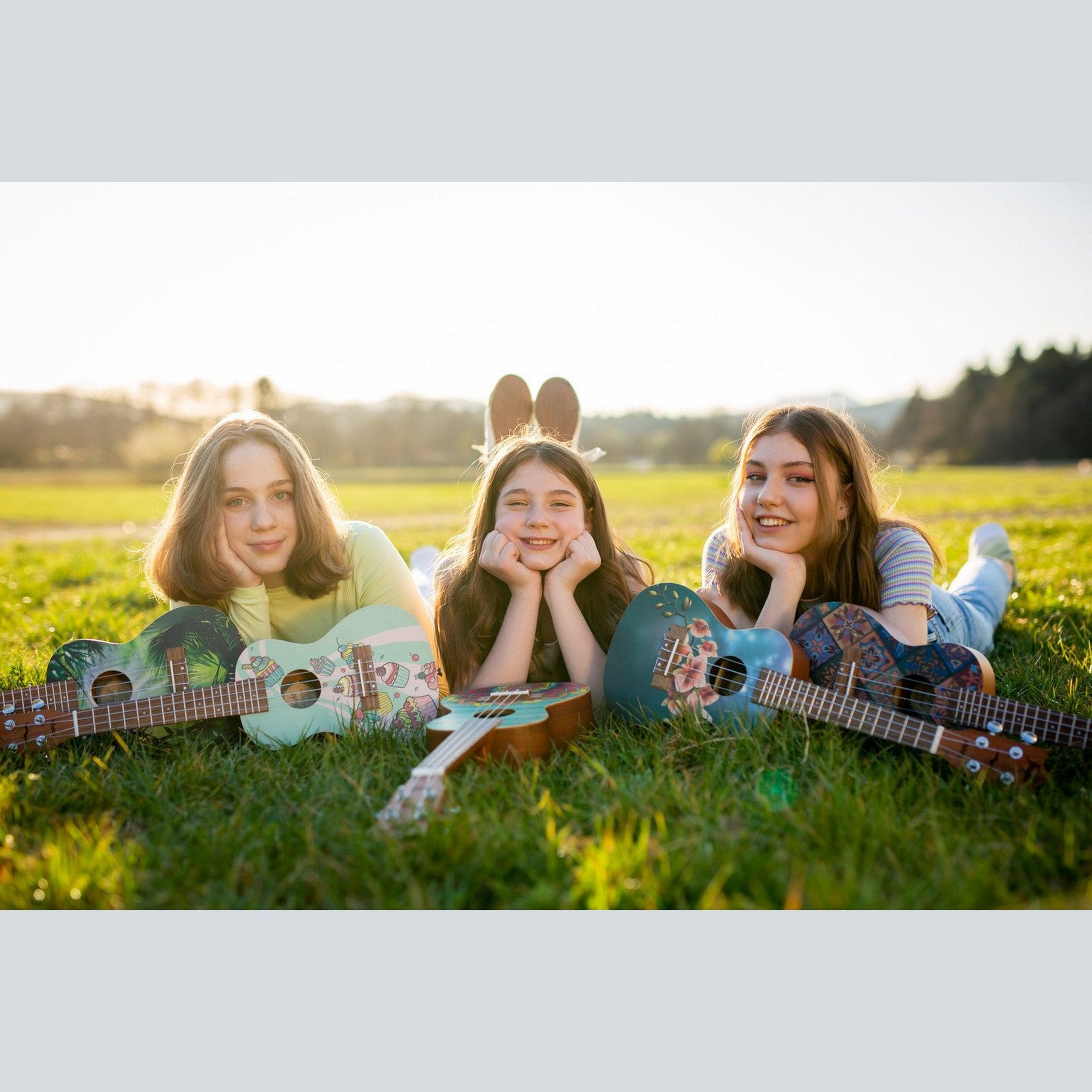Flight AUC-33 Cupcake Concert Ukulele met Spruce Top, Sapele Body en Aquila Nylgut Snaren