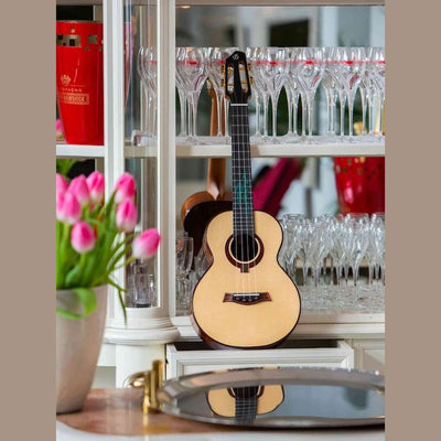 Flight A10SC Cocobolo Dragon Tenor Ukulele met Solid Engelmann Spruce Top en Solid Cocobolo Body