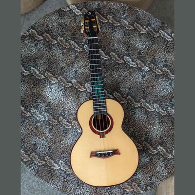 Flight A10SC Cocobolo Dragon Tenor Ukulele met Solid Engelmann Spruce Top en Solid Cocobolo Body