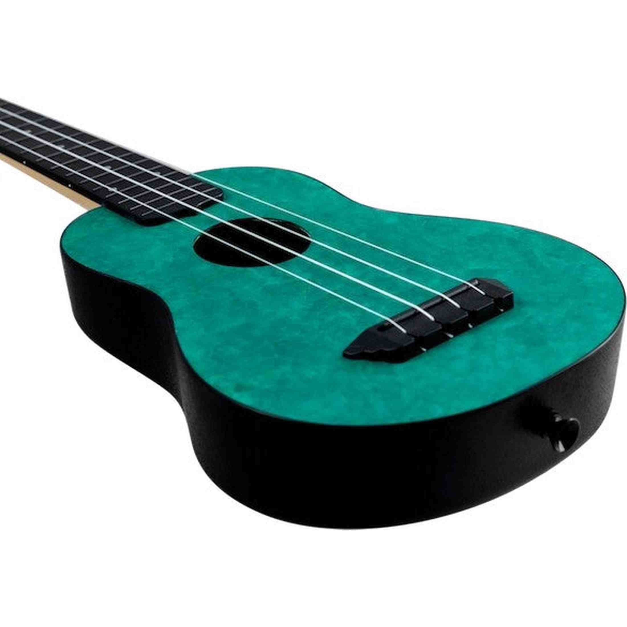 Flight TUS-65 EMERALD Soprano Ukulele met Linden Top, ABS Body en Emerald Green Afwerking